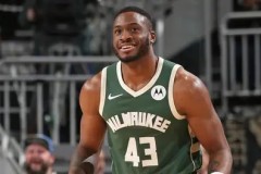 彻底怒了！詹姆斯炮轰湖人，携手布朗尼离开可能要加盟独行侠